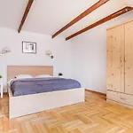 Old Town With 3 Bedrooms By Urban Rent Apartman Vilnius