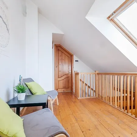 Old Town With 3 Bedrooms By Urban Rent Lägenhet Vilnius