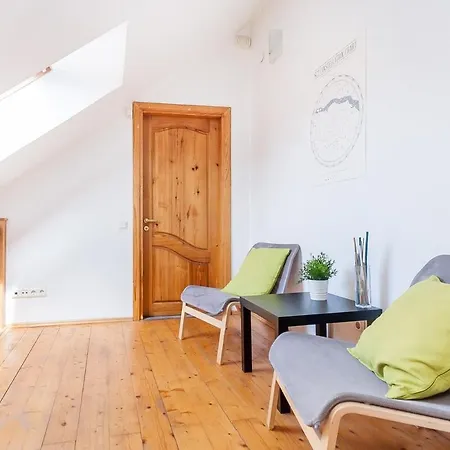 Lägenhet Old Town With 3 Bedrooms By Urban Rent *