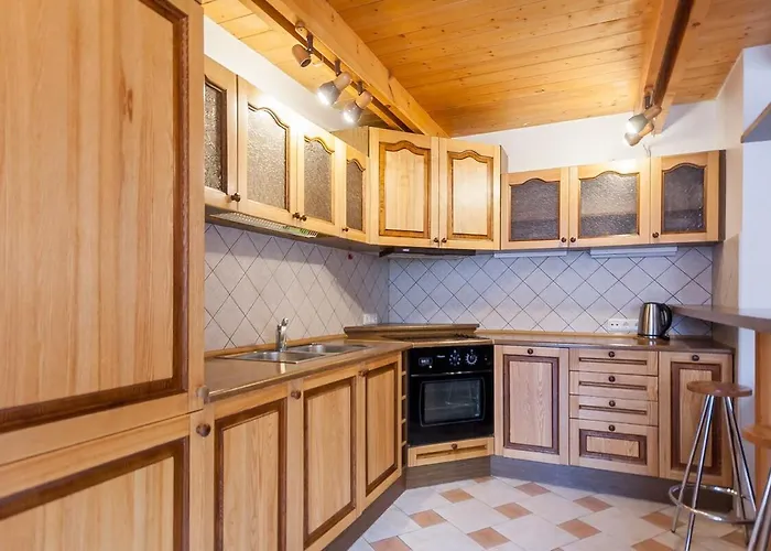 Old Town With 3 Bedrooms By Urban Rent Butas Vilnius