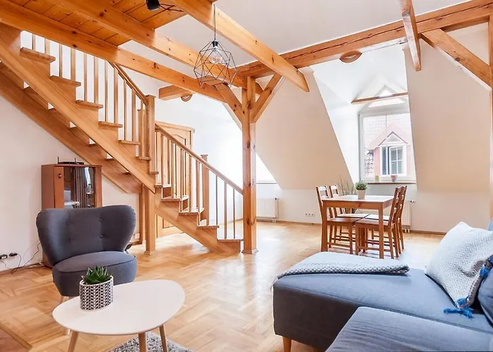 Old Town With 3 Bedrooms By Urban Rent Vilnius