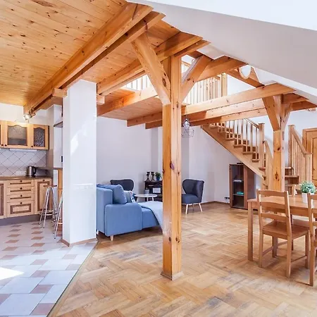 Old Town With 3 Bedrooms By Urban Rent Apartament *