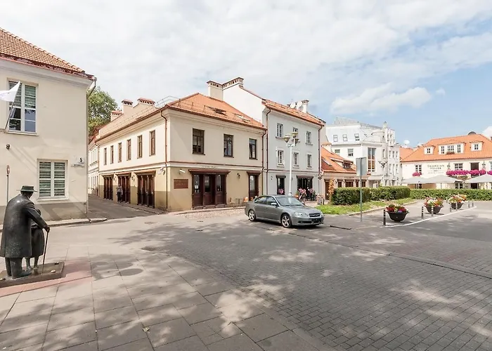 Apartament Old Town With 3 Bedrooms By Urban Rent Wilno