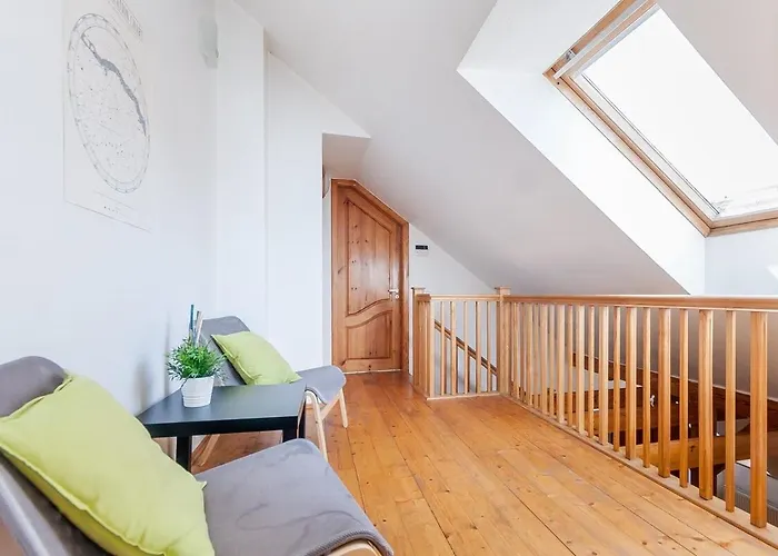 Old Town With 3 Bedrooms By Urban Rent Appartement Vilnius